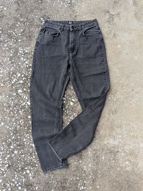 BDG Straight Leg Jeans in Washed Black